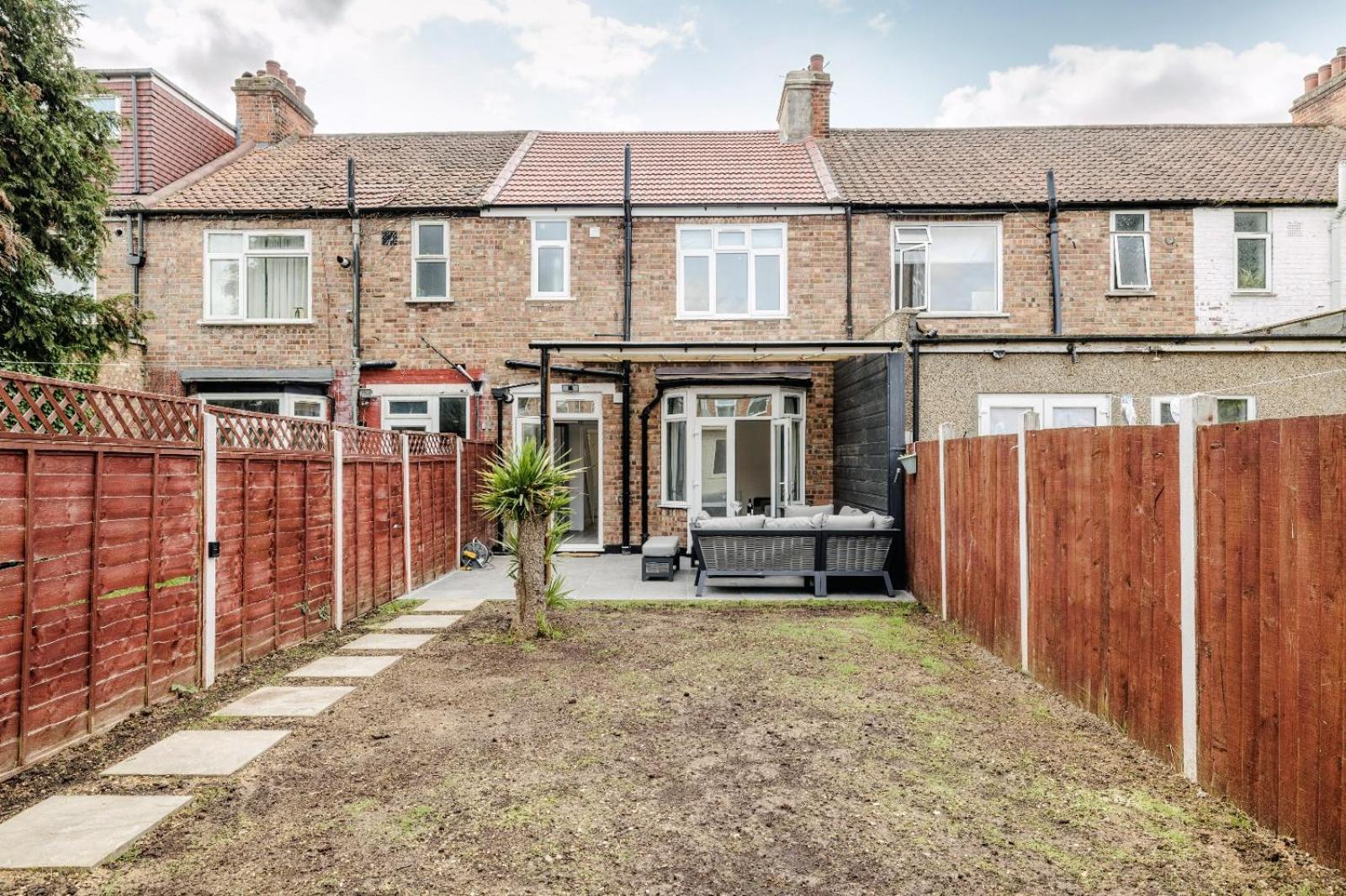 Modern Home With Driveway Parking For 2 Vehicles, Near Tottenham Hotspur Stadium, White Hart Lane Train Station Лондон Екстериор снимка